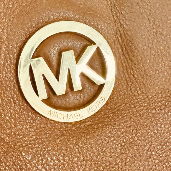 COPY - “. Michael Kors”  Authentic Shoulder Large Bag - Picture 5 of 16